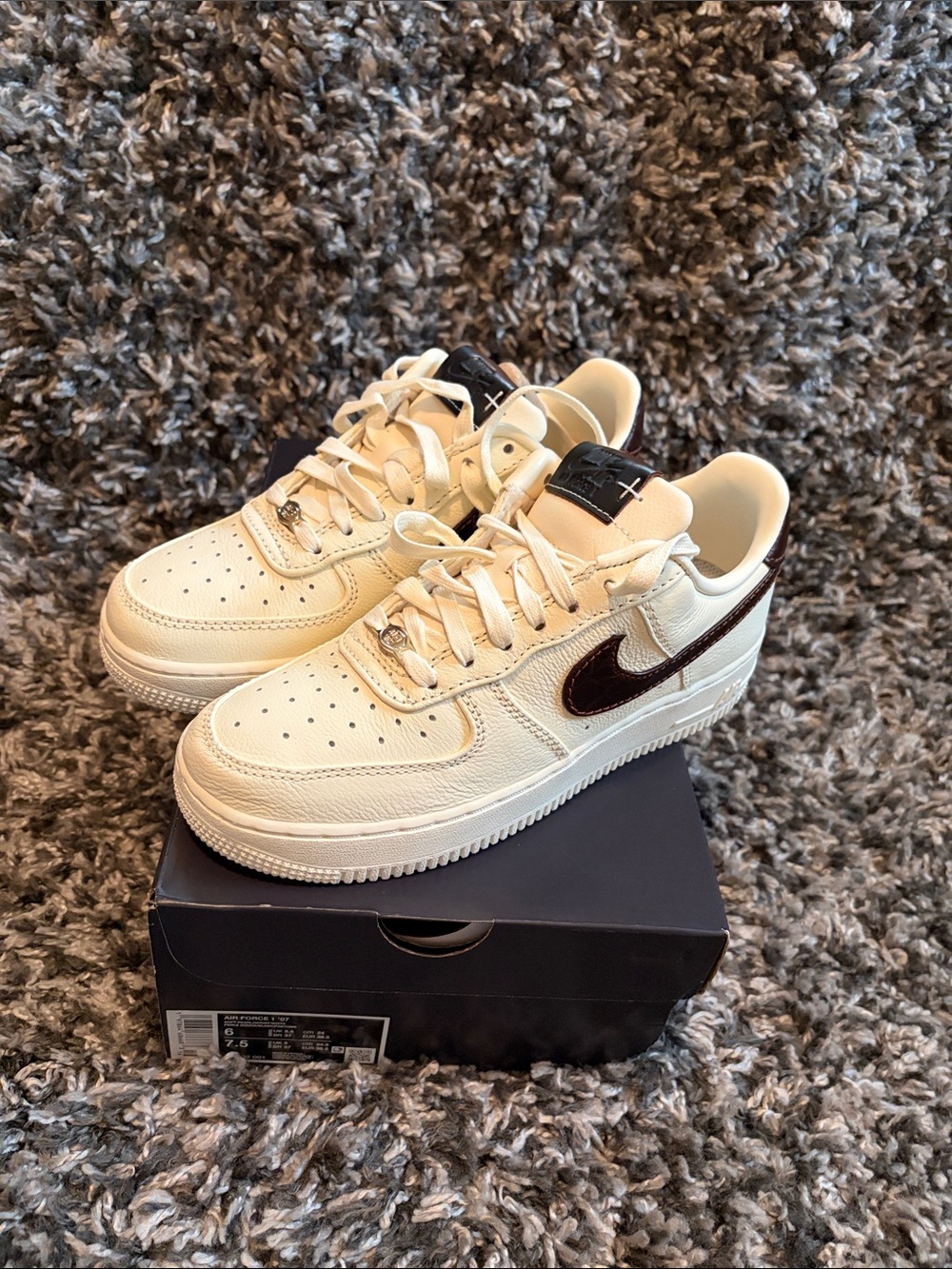 Nike Air Force Ones Sneakers